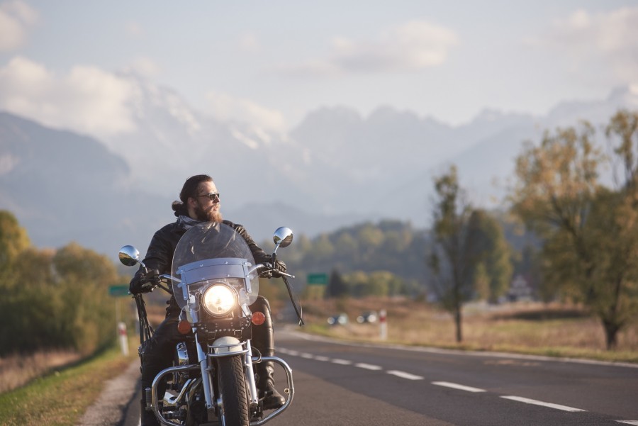 Organiser un road trip moto en France : ce qu'il faut savoir